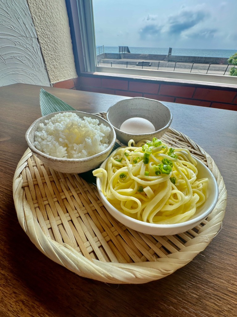 黄金出汁と選べるシメ