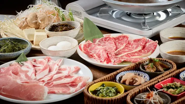 神威の店内と眺望